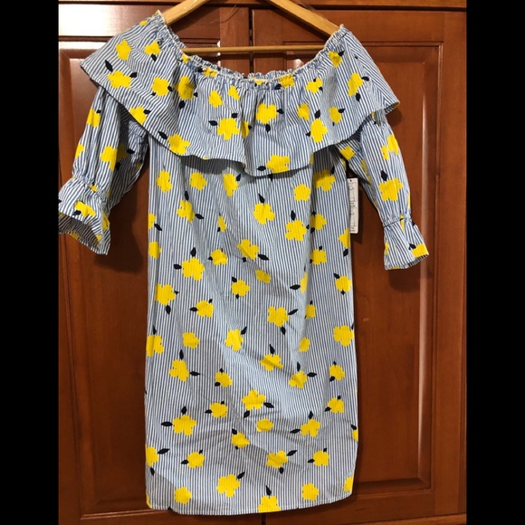crown & ivy Dresses & Skirts - Crown and Ivy Lemon Print Dress Size Medium NWT